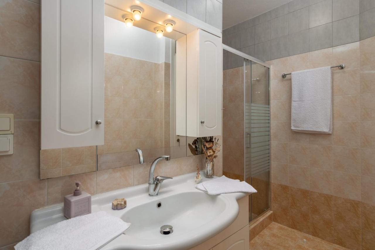 Zanart Maisonette II Tripiti Ngoại thất bức ảnh